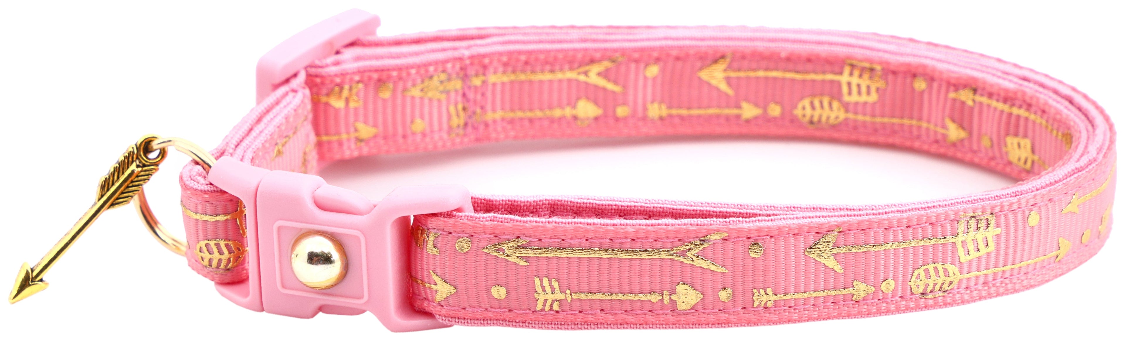 Metallic Gold Arrows Breakaway Cat Collar-15