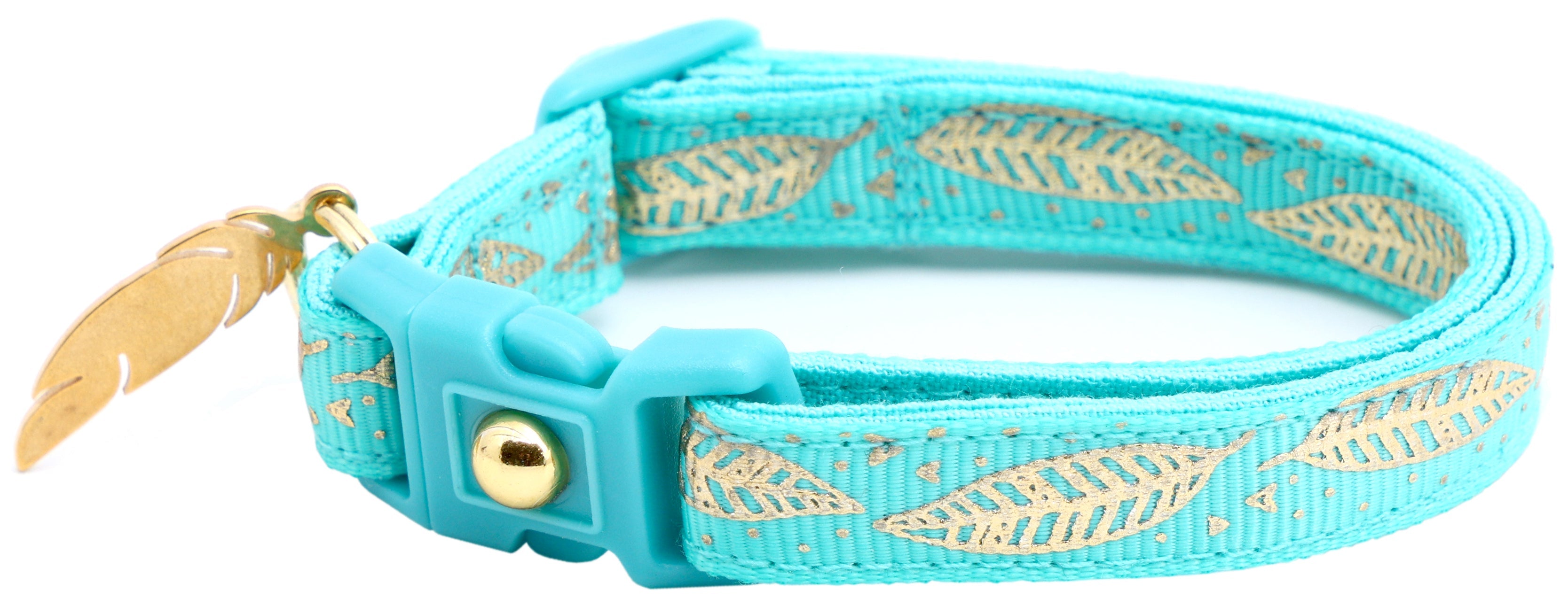 Metallic Gold Feathers Cat Collar-18